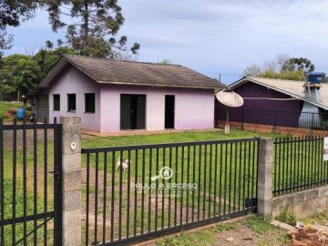 CASA À VENDA EM CAMPO ERÊ - TERRENO 1.000 M
